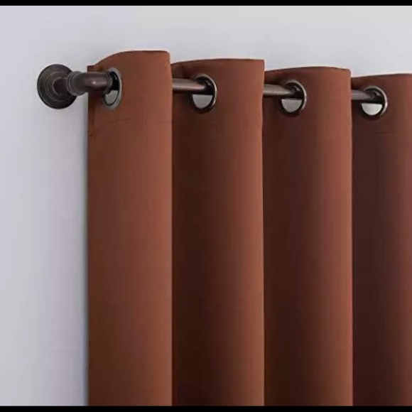 Sun Zero Oslo Theater Grade Blackout Curtin - Picture 3 of 7